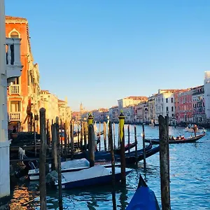 Ca Dode Grand Canal Venezia